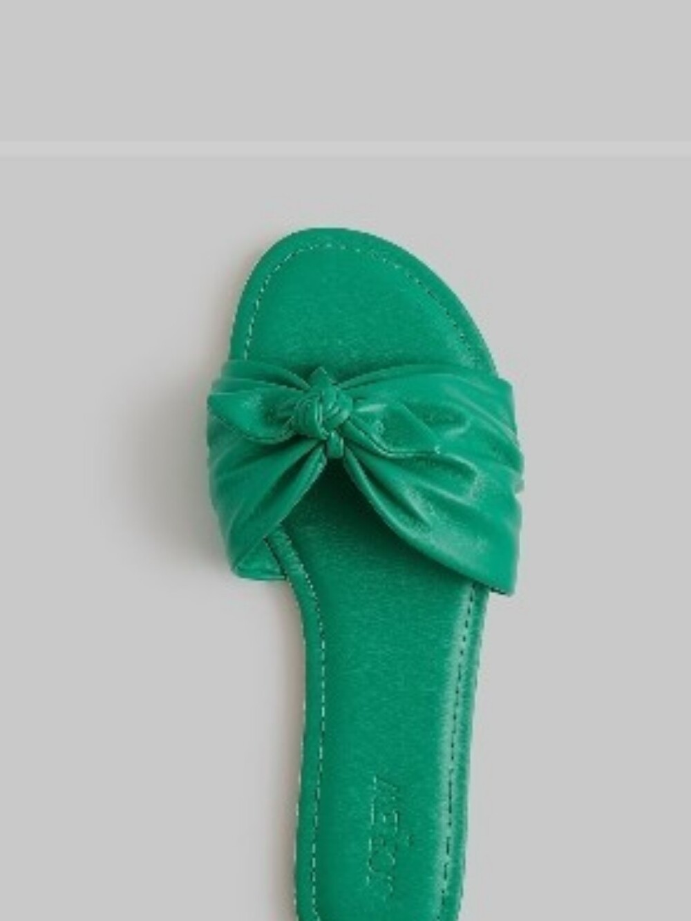 J. Crew Emerald Bow Flip Flops Size 9 NEW